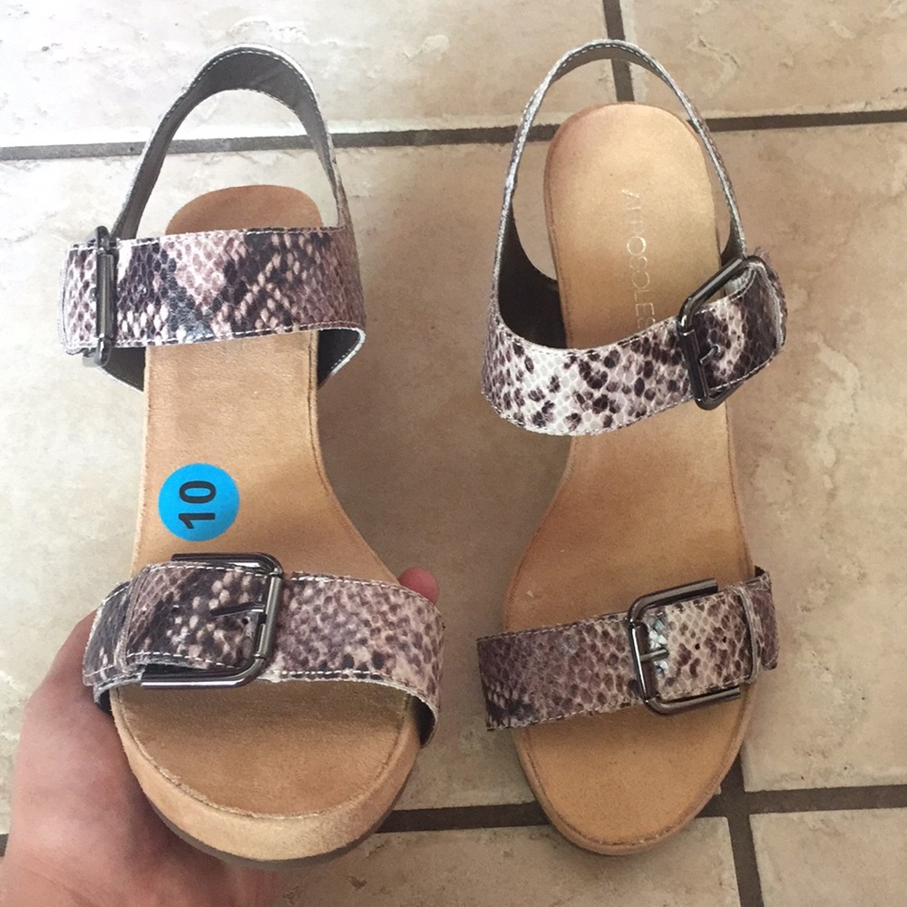New Aerosole Wedges